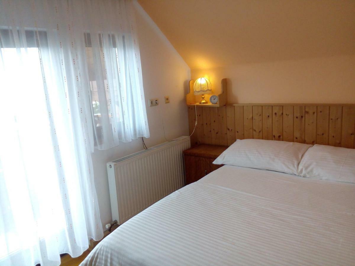 Ferienhaus In Der Schlipfing Mit Garten Altmünster Dış mekan fotoğraf